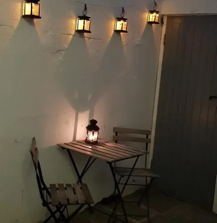 The House بيت للعطل ويتبي